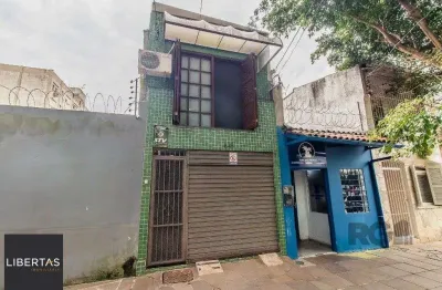 Casa para venda - 110m², 2 dormitórios, sendo 1 suites, 2 vagas - menino deus
