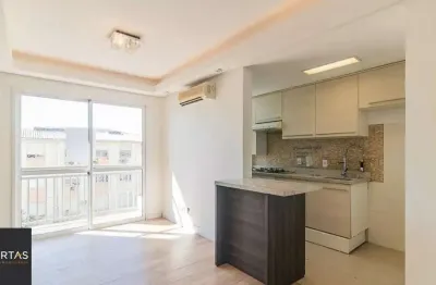Apartamento de 3 dormitórios, 1 suíte, sacada, no bairro tristeza