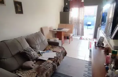 Casa com 2 quartos à venda na Rua Simeão Meira, 374, Restinga, Porto Alegre