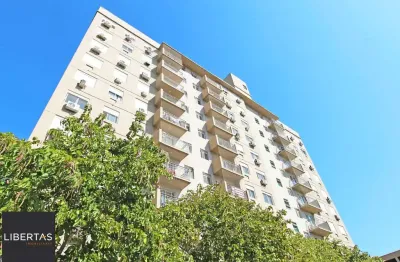 Apartamento de 3 dormitórios, 1 suíte e 2 vagas de garagem cobertas.