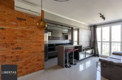 Apartamento com 2 quartos à venda na Rua Walton Pontes Carpes, 39, Vila Nova, Porto Alegre