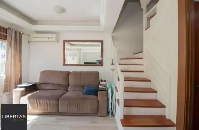 Casa em condomínio fechado de 2 dormitórios no bairro passo da mangueira