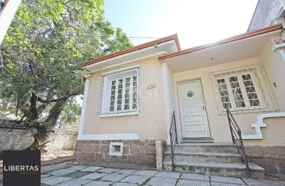 Casa com 2 quartos à venda na Avenida Engenheiro Ludolfo Boehl, 230, Teresópolis, Porto Alegre