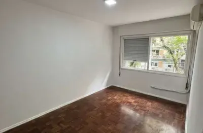 Apartamento com 2 quartos à venda na Rua Felipe Camarão, 156, Rio Branco, Porto Alegre