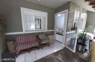 Casa com 2 quartos à venda na Rua Newton Silveira Netto, 275, Hípica, Porto Alegre