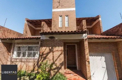 Casa com 3 quartos à venda na Rua Antônio Ângelo Carraro, 185, Jardim Itu Sabará, Porto Alegre