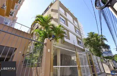 Cobertura com 3 dormitórios, 2 vagas e elevador no bairro santana