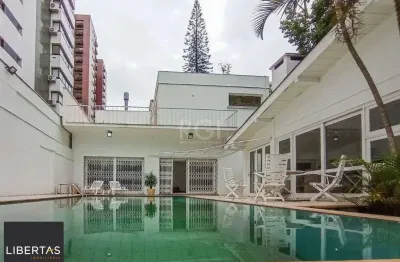 Casa comercial de luxo no centro da cidade - oportunidade única!