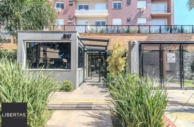 Apartamento garden espetacular: pátio privativo, conforto térmico e sol na medida certa!