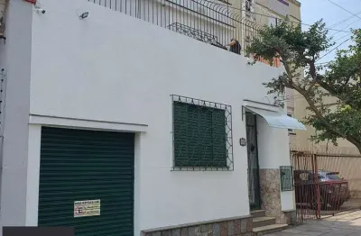 Casa com 3 quartos à venda na Rua Lobo da Costa, 86, Azenha, Porto Alegre