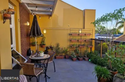 Casa em condomínio fechado com 3 quartos à venda na Rua General Gomes Carneiro, 80, Medianeira, Porto Alegre