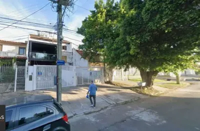 Vende-se casa com 4 suítes, 184m² e 4 vagas – chácara das pedras