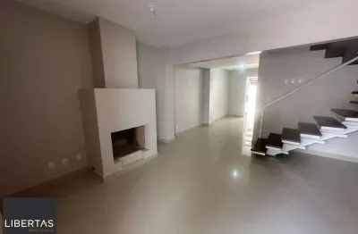 Vende-se casa com 4 suítes, 184m² e 4 vagas – chácara das pedras