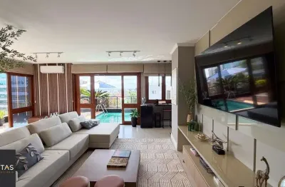 Vende-se linda cobertura com 3 quartos (1 suíte), 209m², 2 vagas e piscina – três figueiras