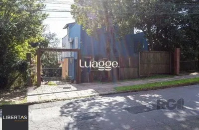 Terreno em condomínio fechado à venda na Rua Amapá, 868, Vila Nova, Porto Alegre