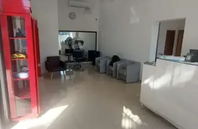 Prédio comercial com 5 salas e projeto aprovado apartamento 100m2