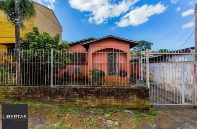Casa com 3 quartos à venda na Rua Souza Lobo, 1291, Vila Jardim, Porto Alegre