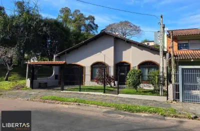 Casa com 3 quartos à venda na Rua Professor Pedro Santa Helena, 339, Jardim do Salso, Porto Alegre