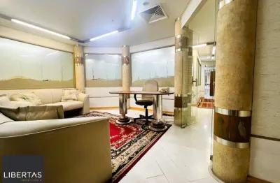 Ampla sala comercial no centro de porto alegre, de frente,  mobiliada e decorada!