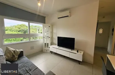 Apartamento mobiliado, 2 dormitórios, com vaga escriturada - cidade baixa