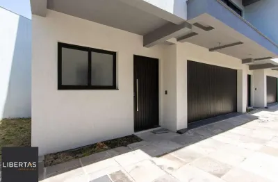 Casa em condomínio com conforto e exclusividade no bairro tristeza