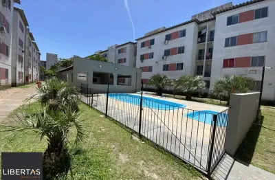 Apartamento com piscinas, churrasqueira e sacada por r$117 mil