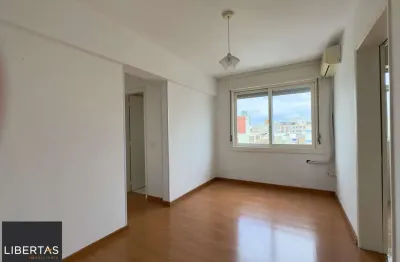 Apartamento 1 dormitório com vista para o guaíba no centro histórico