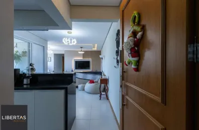 Apartamento | 3 quartos | 1 suíte | 103,29m2 privativos | vaga dupla | bairro cristal