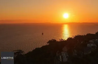 Casa em condomínio fechado com 3 quartos à venda na Rua Simão Bolívar, 915, Vila Conceição, Porto Alegre