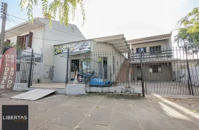 Casa com 2 quartos à venda na Avenida Outeiro, 51, Coronel Aparício Borges, Porto Alegre
