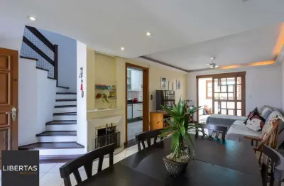 Casa com 3 quartos à venda na Rua Olécio Cavedini, 150, Espírito Santo, Porto Alegre