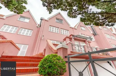 Casa em condomínio fechado de 3 dormitórios no bairro vila assunção