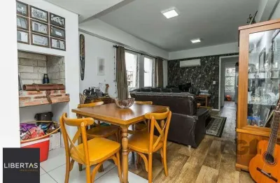 Apartamento com 2 quartos à venda na Avenida Lavras, 226, Petrópolis, Porto Alegre
