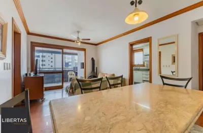 Apartamento com 3 quartos, 1 suíte, 3 vagas e elevador no bairro são joão.