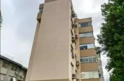 Apartamento com 02 quartos e 01 vaga coberta no bairro menino deus, porto alegre