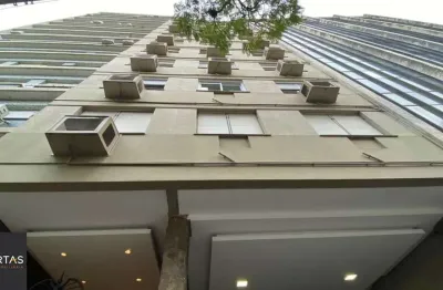 Apartamento com 2 quartos à venda na Rua Coronel Genuino, 433, Centro Histórico, Porto Alegre