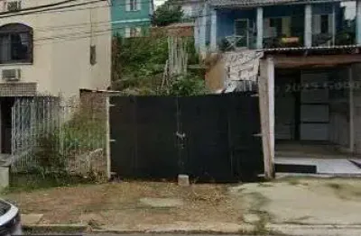 Terreno com 210m², ótima localização, próximo ao Bourbon Wallig