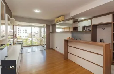 Apartamento com 2 quartos, vaga de garagem e elevador  no bairro Passo da Areia