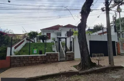 Casa com 3 quartos à venda na Rua Tobias Barreto, 408, Partenon, Porto Alegre
