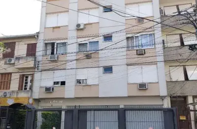 Apartamento semi mobiliado de 3 quartos, suíte, elevador e 1 vaga no Bom Fim