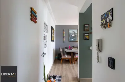 Apartamento Semimobiliado de 2 Quartos na Glória, Porto Alegre