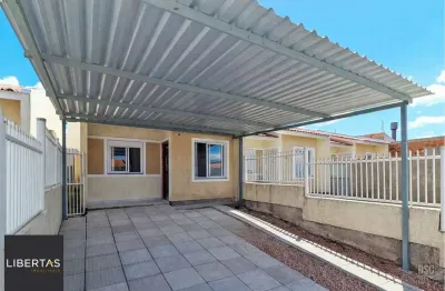 Casa com 2 quartos à venda na Rua Sete Mil e Quatorze, 57, Restinga, Porto Alegre