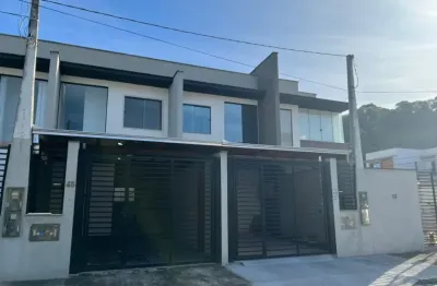 Casa com 2 quartos à venda na Rua Cidade de Chapadão do Lageado, 45, Jardim Sofia, Joinville