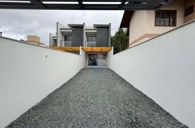 Casa com 3 quartos à venda no São Marcos, Joinville 
