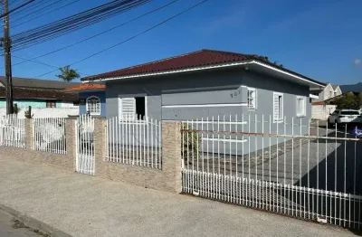Casa com 3 quartos à venda na rua joão carlos espíndola, 107, barra do aririú, palhoça por r$ 852.000