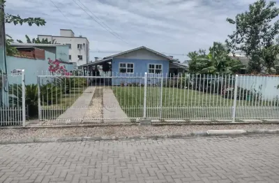 Casa com 2 quartos à venda na Rua Silvonei Estaciono Patrício, 1, Aririu, Palhoça