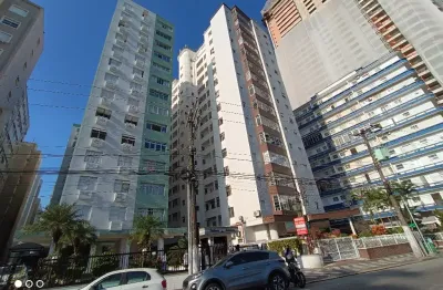 2 dormitórios com dependencia completa em prédio frente mar na ponta da praia em santos!