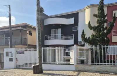 Casa com 3 dormitórios à venda, 136 m² por r$ 745.000,00 - bom retiro - joinville/sc