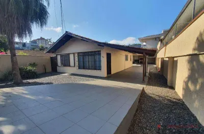 Casa com 3 dormitórios para alugar, 105 m² por r$ 3.500 + taxas/mês - bom retiro - joinville/sc