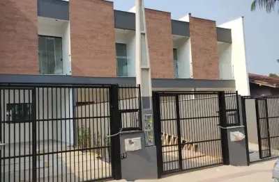 Casa com 3 quartos à venda na Rua Treze de Maio, 78, Iririú, Joinville